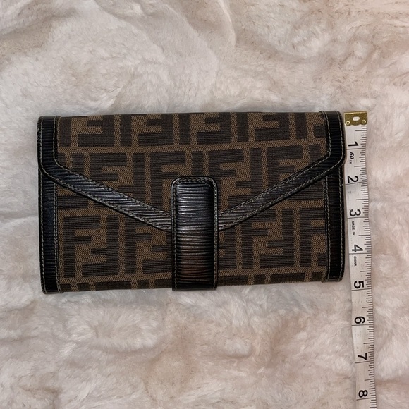 FENDI ZUCCA WALLET FENDI SIGNATURE CANVAS CLUTCH FENDI WRISTLET FENDI BAG - Picture 5 of 17